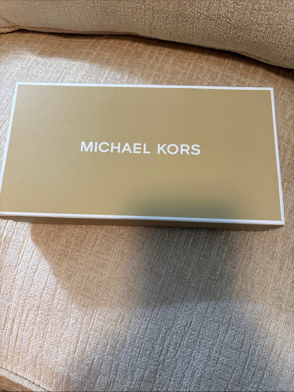 Michael Kors Men's Accessory Box - Gold with White Trim